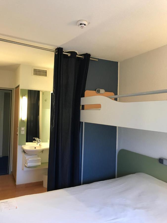 Logis Hotel De Port D'Alon - St Cyr Sur Mer Сен-Сір-сюр-Мер Екстер'єр фото